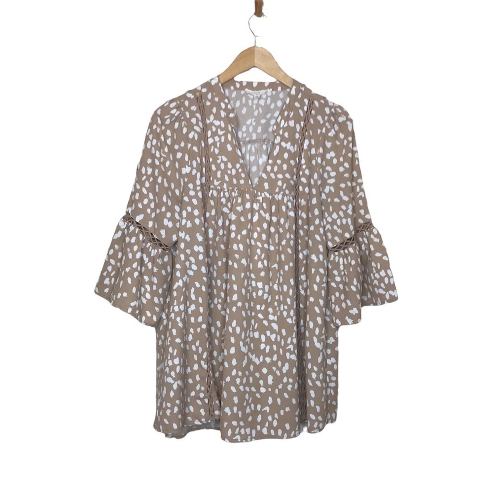 Oddy Pullover Tunic Top Womens Sz M Boho Bell Sleeves Lattice Detail Gathers Tan
